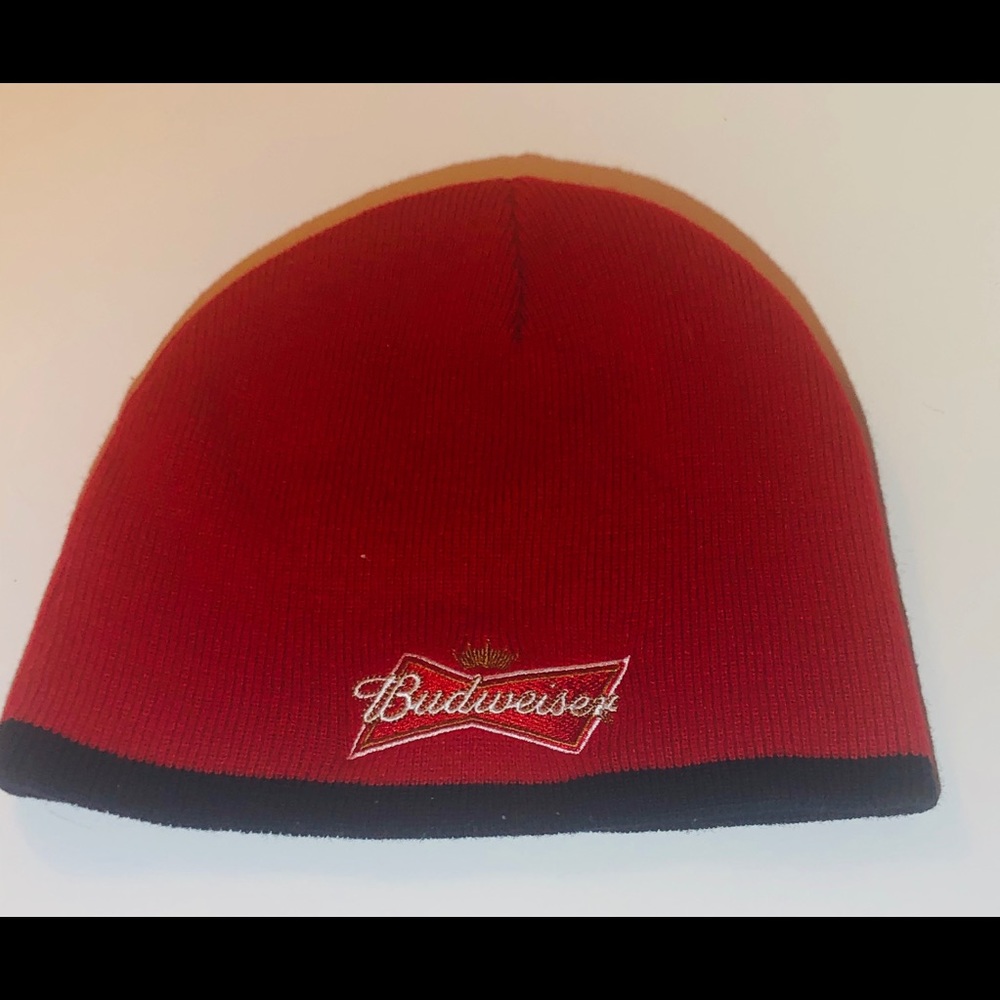 “The King Of Beers” Budweiser stocking Hat. Bin 2 - Picture 1 of 3